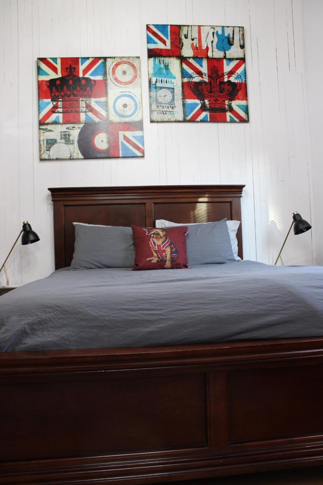 Private Bright Modern Studio! Queen Bed ! Виктория Экстерьер фото